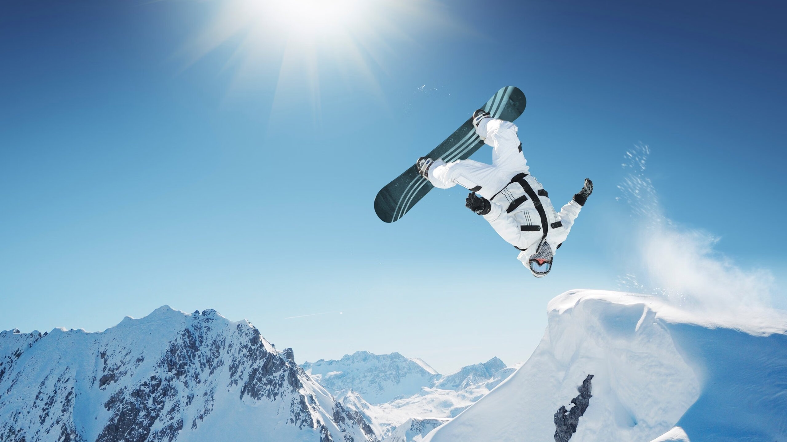 战术解析：不同球队的配置和变化背后，球队战术怎么设置